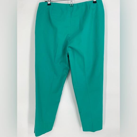 Lafayette 148 Stanton Pants Cropped Quiet
Luxury Old Money Slim Fit Green 8P - Picture 2 of 5